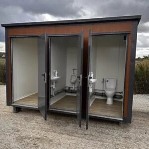 Contenedor Sanitario Tipo Pabellón con Triple Cabina ( Ref: S2103 )