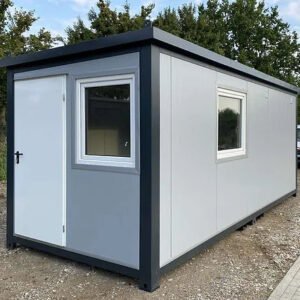 Contenedor Oficina 6,00 X 2,40 Con WC, Ducha y Cocina ( Ref: 2390 )